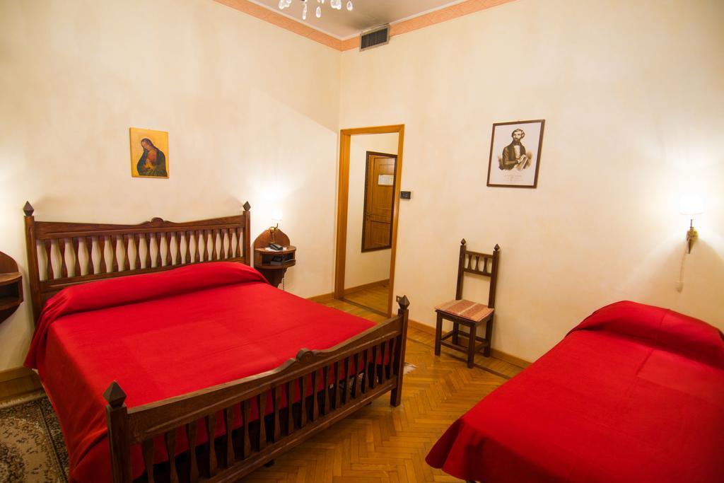 Hotel I Due Foscari Busseto Habitación foto